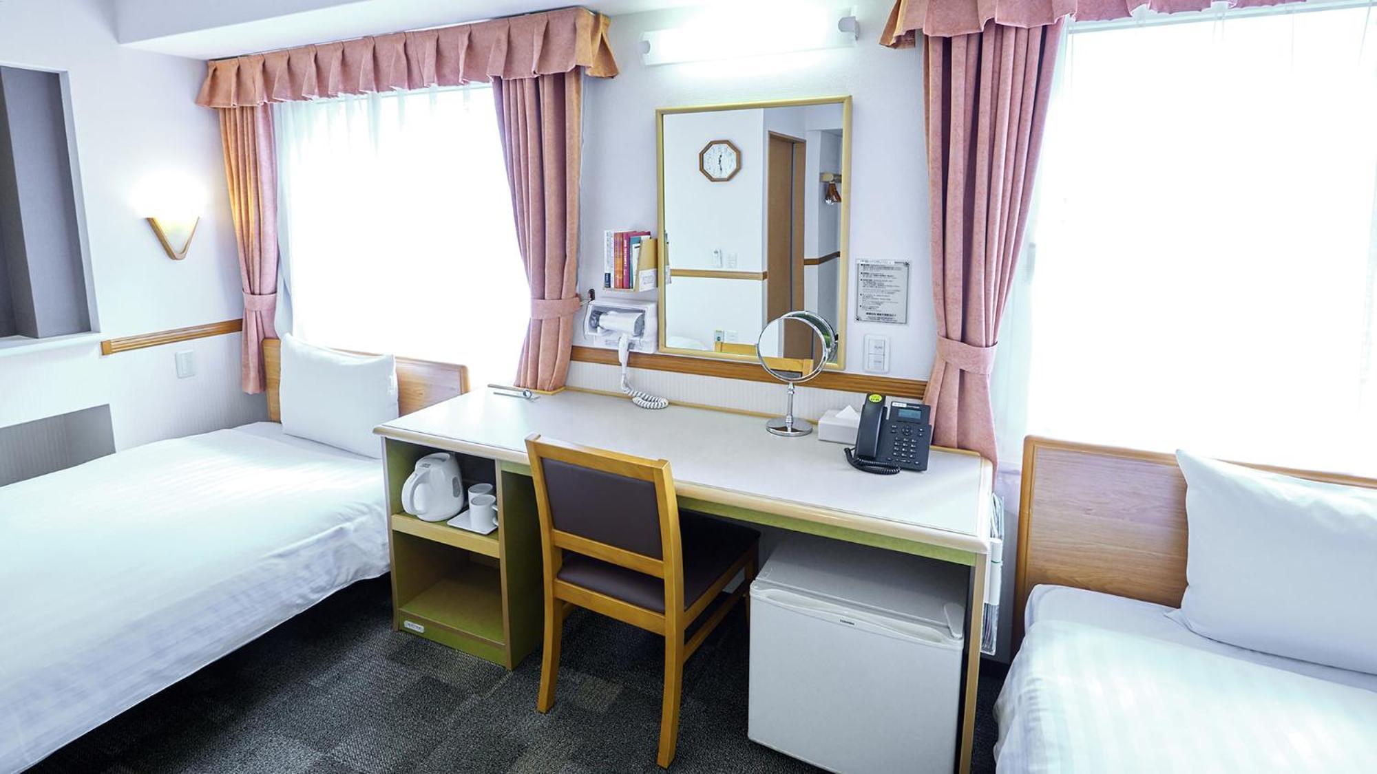 Toyoko Inn Shin-Yamaguchi-Eki Shinkansen-Guchi Room photo